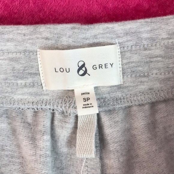 LOU & GREY SP Grey Sweatshirt Shorts S PETITE Adjustable Tie Elastic Waist NWT - Picture 3 of 13